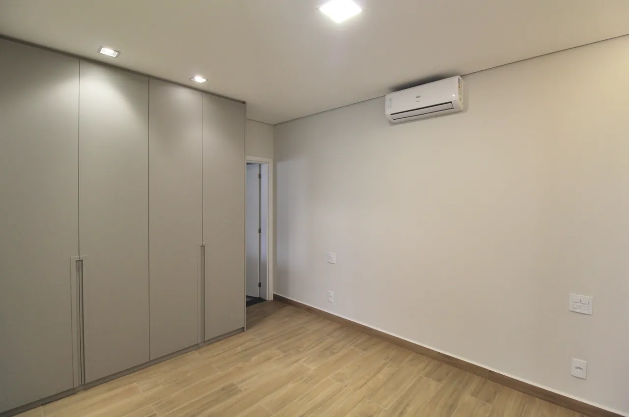 Sobrado de Luxo e personalidade no Alphaville Dom Pedro 2 - Campinas