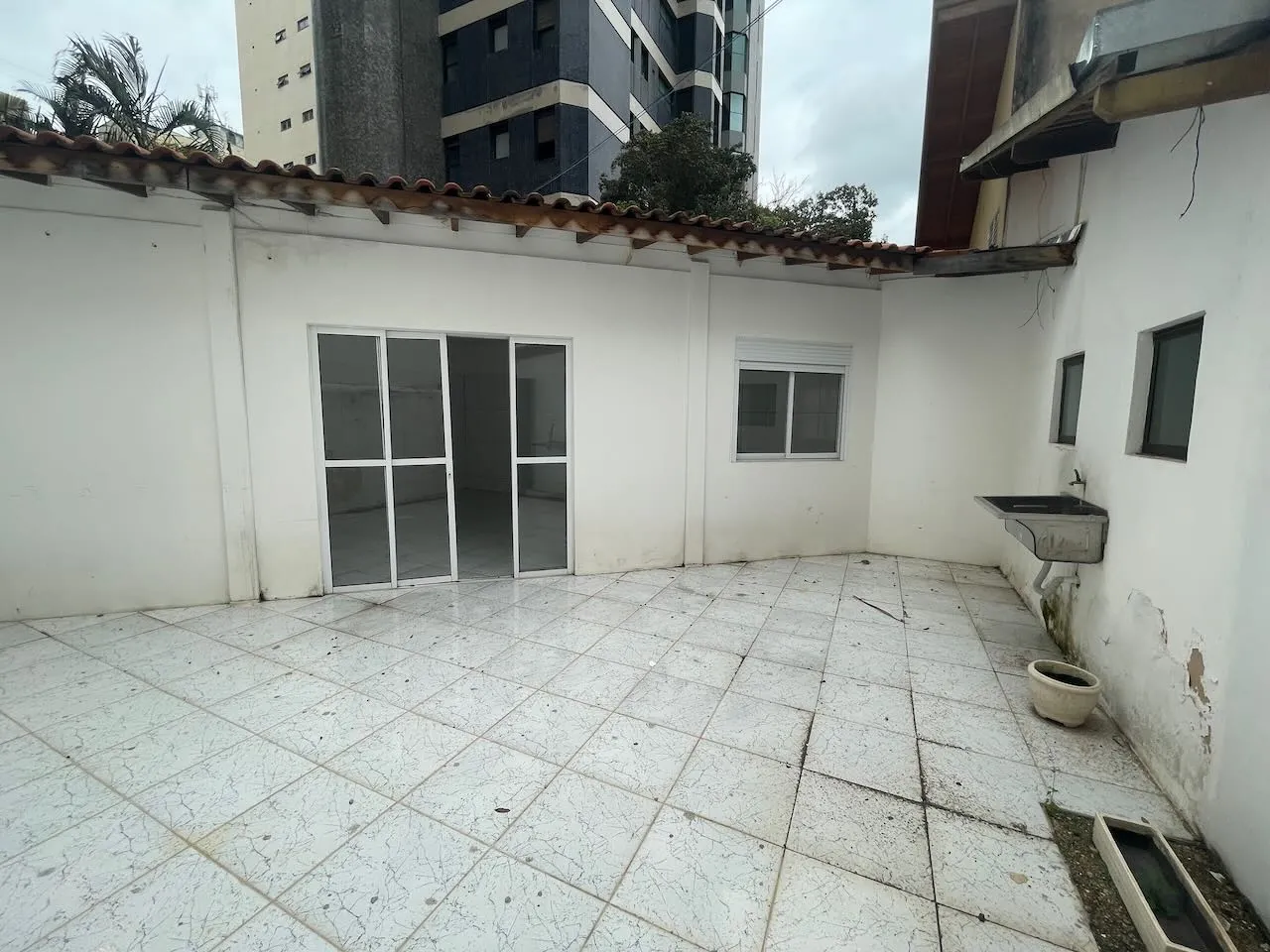 Casa comercial no Cambuí