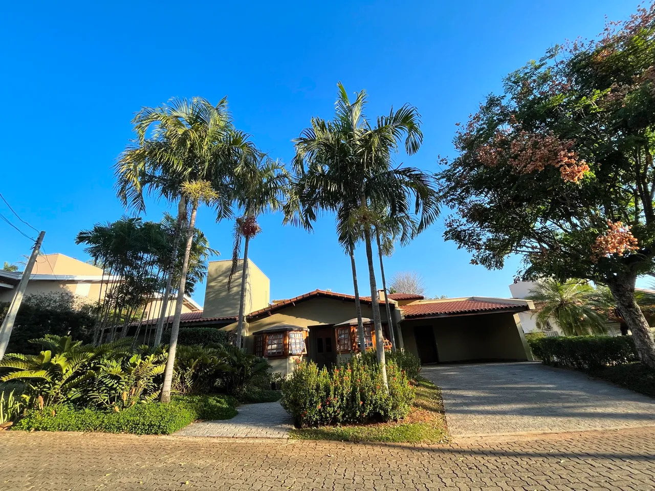 Casa térra alto padrão no condomínio Villaggio Portobello em Campinas